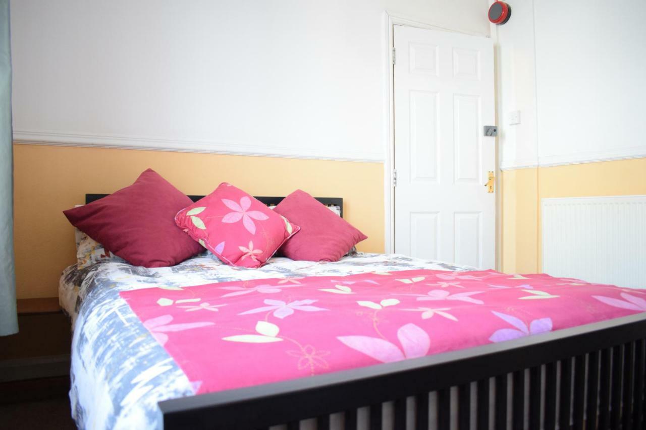 House Stay In Bangor North Wales ภายนอก รูปภาพ